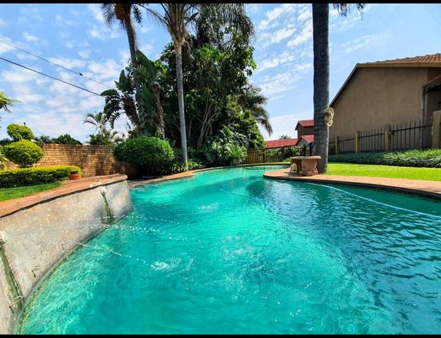 3 BEDROOM HOUSE FOR SALE IN MAGALIESKRUIN